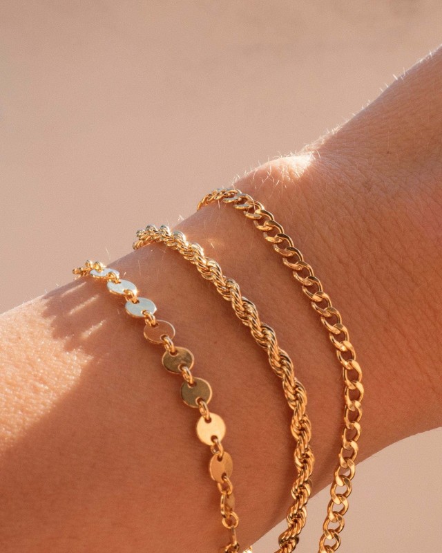eManco Personalized Bar Bracelet 14K gold Plated Chain Set Round Disc Chain Bracelets Stainless Steel Layered Jewelry Women